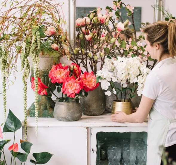 Floral Traders, Florists and Home Decor Brands & Companies in Globe