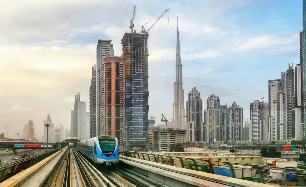 Dubai Metro's Extended Hours: Convenient Travel to Dubai Airport