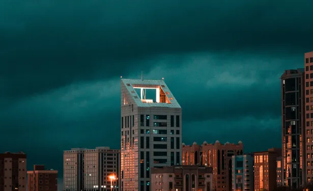 UAE Weather Forecast - Humidity and Fog Alert Tonigh